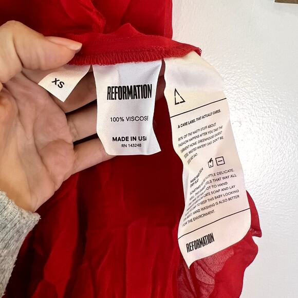 Reformation Garbo Wrap Midi Dress Cherry Red NWT Size XS - Picture 3 of 5